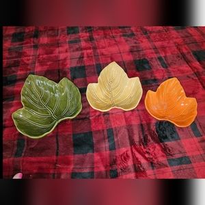 782- croft & barrow leaf dishes (3 piece set)